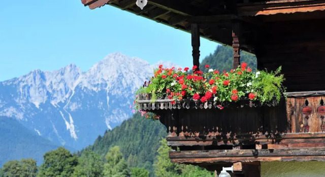 Bauernhof Litzl, Prenota Hotel Hotel a Tirolo con parcheggio, Parcheggio
