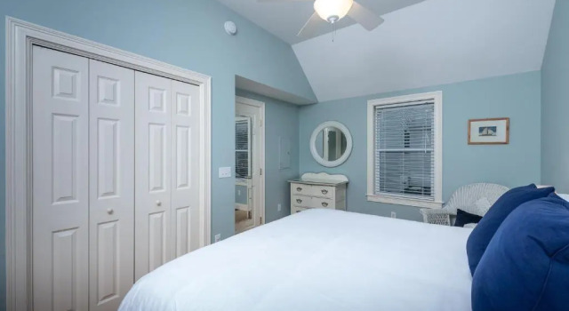 Goose Rocks Cottage at One Long Beach, Buchen Sie Ferienhaus Hotels in New England mit Parkplatz, Parkplätze
