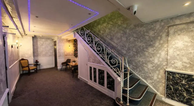 Russell Court Hotel Bournemouth Central, Забронировать Отель Отели Англии с завтраком, Завтраки