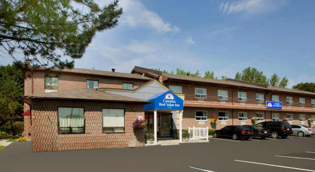 Номер Standard Canadas Best Value Inn-Richmond Hill