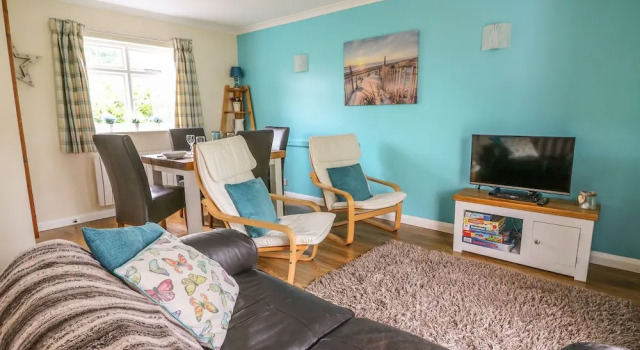 Oak Tree Cottage, Buchen Sie Ferienhaus SPA-Hotels in Ceredigion, SPA