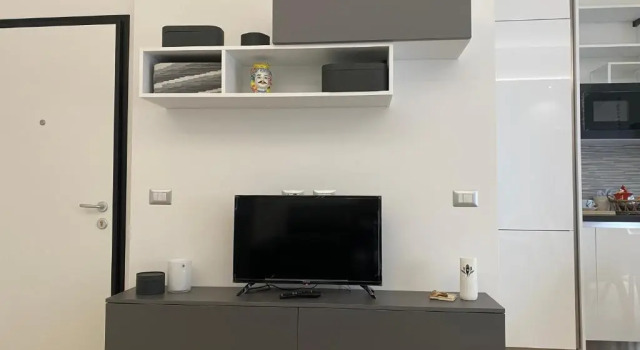 Номер Standard Home Leopardi HUMANITAS , Assago Forum, ieo INTERO APPARTAMENTO