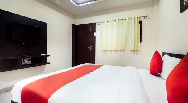 OYO 45589 Hotel Captain Inn, Забронировать Отель Отели штата Махараштры 3 звезды, 3*
