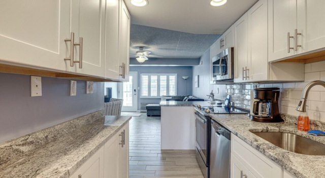 Апартаменты Oceanside Retreat in Mantoloking: Walk to Beach!