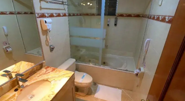 4 szoba standard négyágyas szoba Casona Plaza Hotel