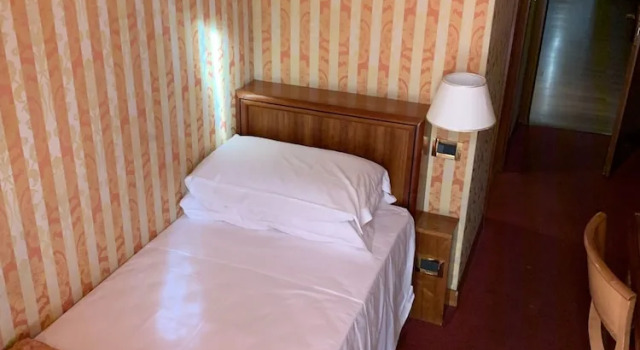 Одноместный номер Standard Hotel HI15