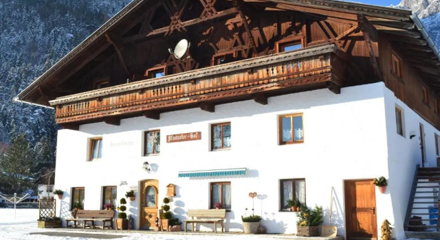 Pfannelerhof, Prenota Hotel Hotel a Tirolo con parcheggio, Parcheggio