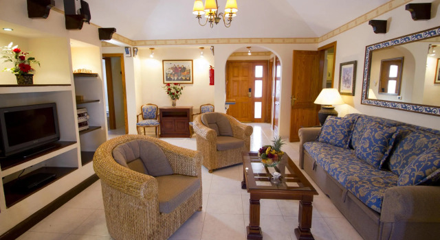 Royal Tenerife Country Club, Забронировать Отель Сан-Мигель-де-Абона Teide National Park, рядом с Playa Amarilla