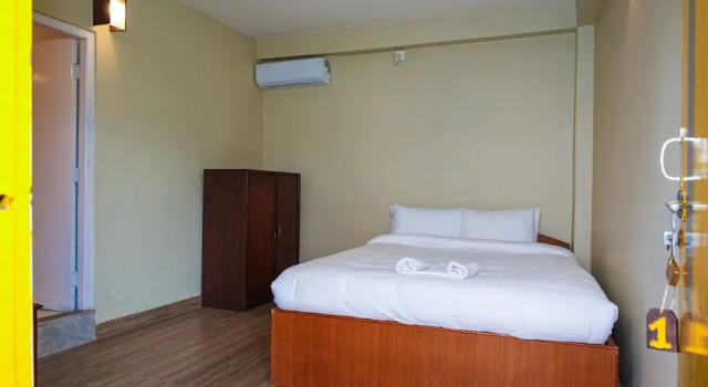 Номер Comfort Lakers Bed and Breakfast