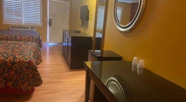 Economy Inn, Book Hotel San Bernardino Californien