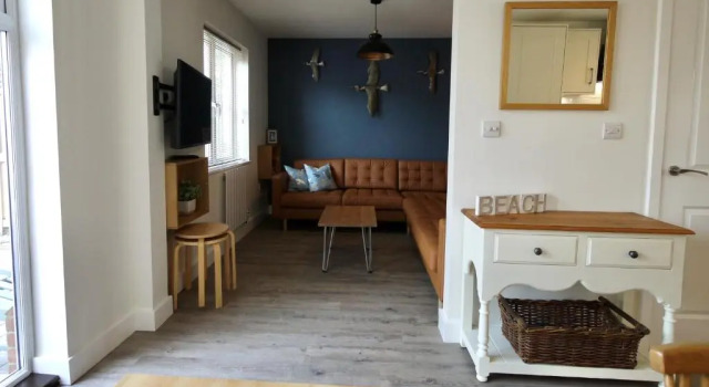 Let’s Unwind Cottages - The Salty Dog & Rock Lobster, Забронировать Отель Отели Исторического графства Суссекса с парковкой, Парковка