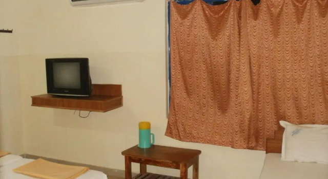 Трёхместный номер Standard с красивым видом из окна Bhanu Residency
