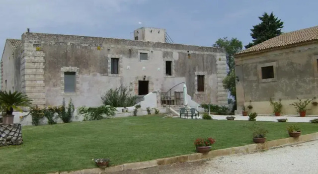 Casale Fradama, Book Hotel Hotels in Sicily with Parking, Parking
