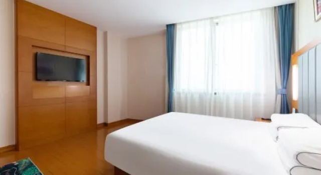 Люкс Business Nanrong Quanji Hotel