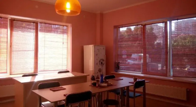 Hostel California
