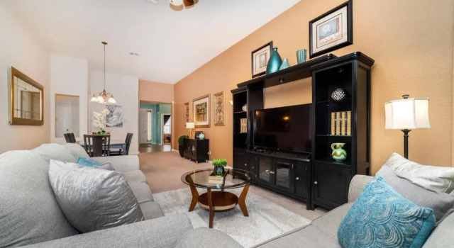 Коттедж 7814 Beechfield Steet
