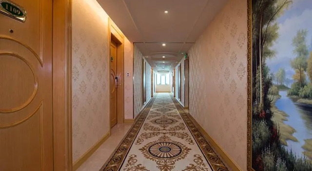 Vienna Hotel Guangdong Qingyuan Xincheng Beijiang, Rezervasyon Otel Guangdong otoparklı oteller, Otopark