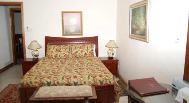 Falcon Crest Suites, Rezerwuj Hotel Gaborone Botswana