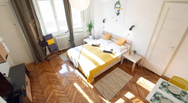 Апартаменты Pavla Papa Studio - Bright & central