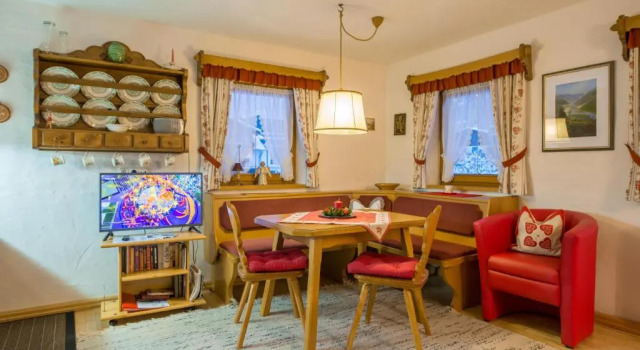 Апартаменты Holzschnitzers Appartements