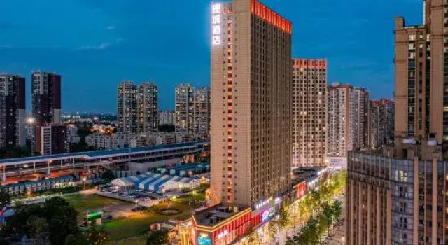 Licheng Hotel (Xihua University Branch, Chengdu Honggao Road Subway Station), Boek Hotel Hotels in Chengdu met parkeren, Parkeren