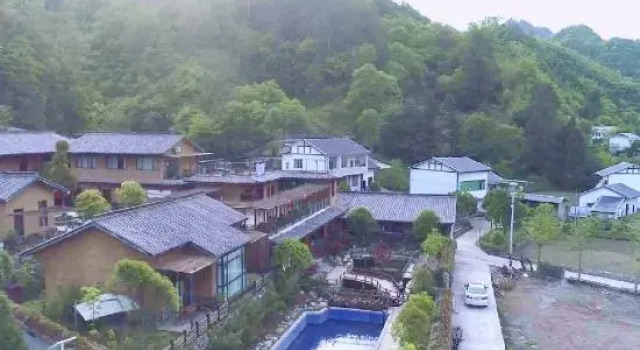 Meet 31 Jian Guesthouse, Prenota Hotel Hotel a Chongqing Area con parcheggio, Parcheggio