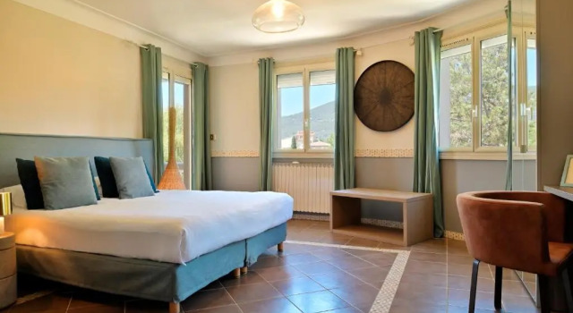 Полулюкс Hotel Bartaccia