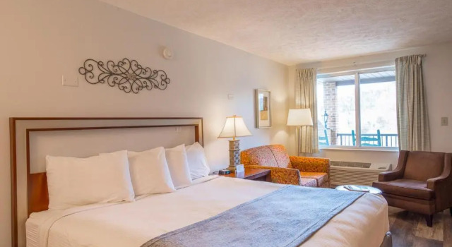 Номер Standard с балконом Townsend River Breeze Inn