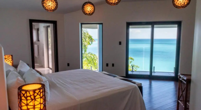 Номер Standard с 3 комнатами oceanfront Tamarind Hills Resort & Villas