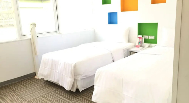 Color Fun Inn, Prenota Hotel Taybey Cina
