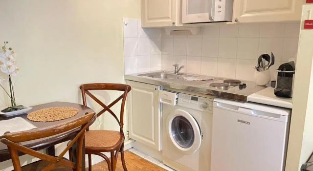 Студия Champs Elysees Flat