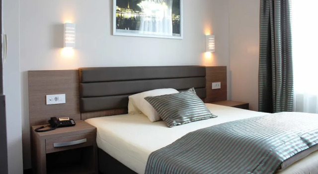 Одноместный номер Standard с видом на внутренний двор St.Joseph Hotel Hamburg - Reeperbahn St.Pauli Kiez