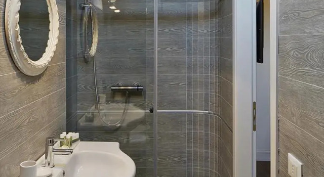Полулюкс M Club De Luxe B&B