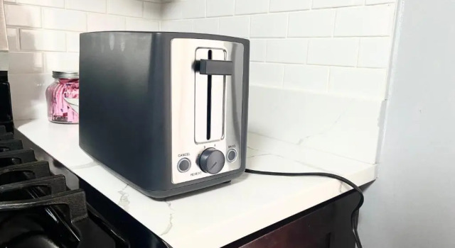 EMALUX Condo Near Downtown,Bus,Train,Hospitals,United-Center,Fulton Market, Book Hotel Chicago Chicago