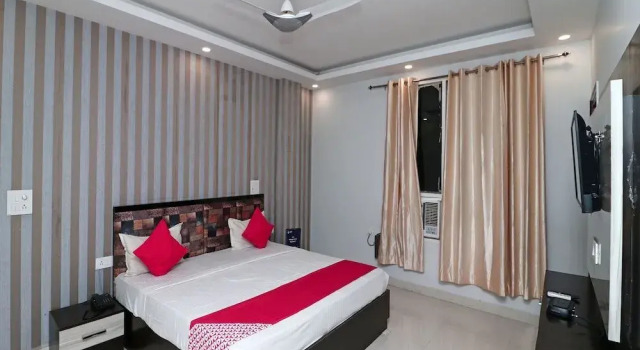 Rohtak Palace By OYO Rooms