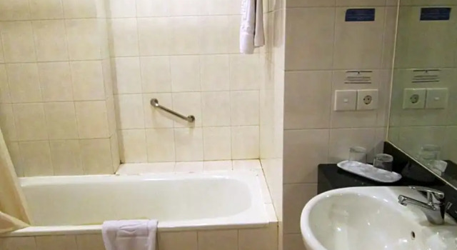 Двухместный номер Deluxe Hotel Pacific Balikpapan