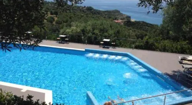 Villaggio Turistico La Fenosa, Book Hotel Hoteller i Cilento med pool, Swimmingpool