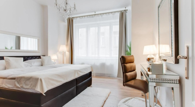 Wenceslas Square Royal Two Bedroom Apartment, Забронировать Апартаменты/квартира Апартаменты Праги, рядом с Mozart Dinner Prague, Апартаменты/квартира