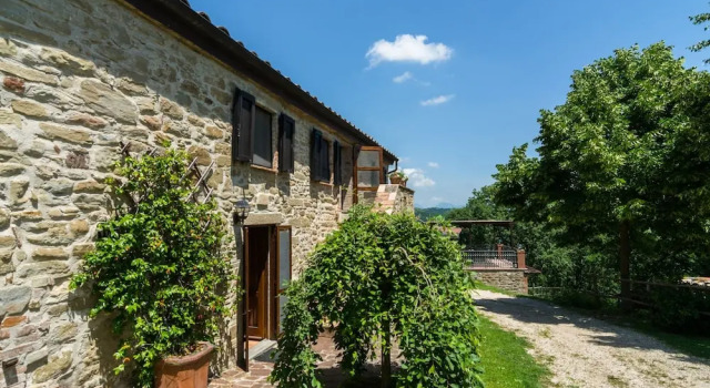 Holiday Home in Umbria Near Perugia, Varaa Hotelli Biscina Umbria