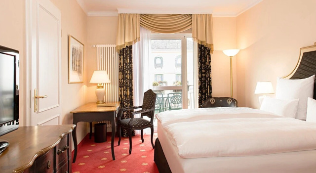 Двухместный люкс Victors Residenz-Hotel Schloss Berg