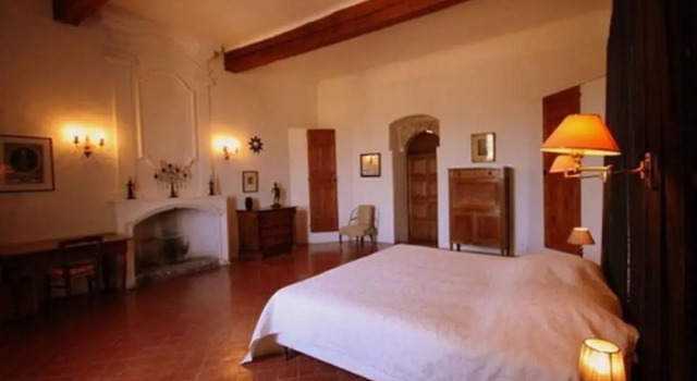 Château Constantin, Rezervovat Hotel Hotely v Luberon s parkováním, Parkování