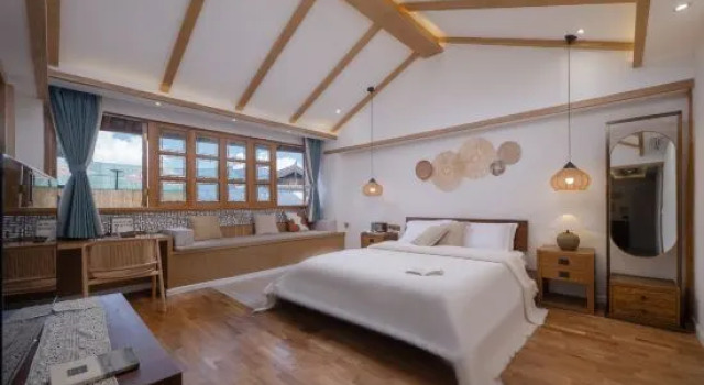 Люкс Dongsheng Wild Luxury Courtyard (Lijiang Mufu Store)