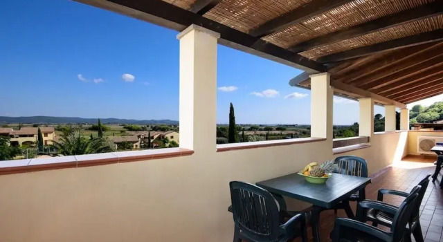 Апартаменты с балконом Residence with pool 4 km from Suvereto