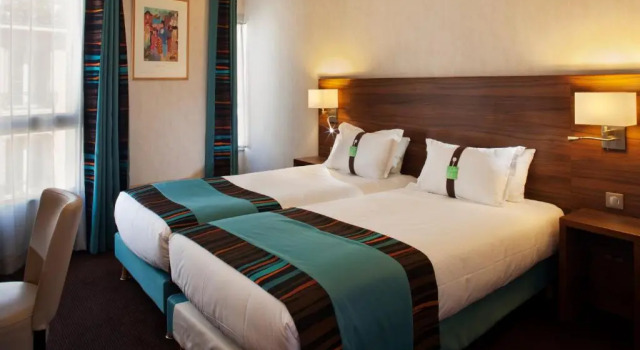 Номер Standard Holiday Inn Paris Montmartre by IHG