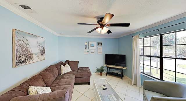Charming W/ Pool - Walk To Beach & Pier 2 Bedroom Condo, Забронировать Апартаменты/квартира Апартаменты Saint Augustine Area, Апартаменты/квартира