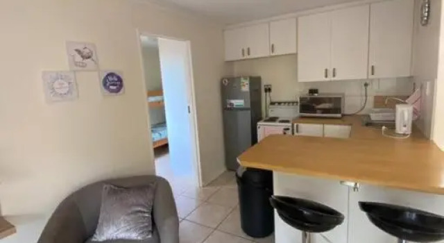 Lovely 2 bedroom unit, Забронировать Отель Херманус Walker Bay Nature Reserve, рядом с Mediclinic Hermanus