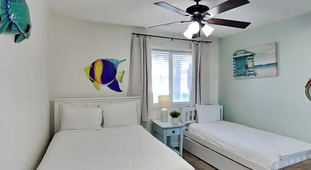 Stay Salty, Book Feriehus Lower Grand Lagoon USA