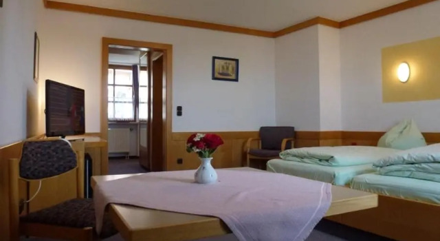 Landgasthof Zum Elsabauern, Book Hotel Koenigstein Upper Palatinate