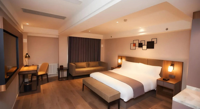 Homeinn Plus Hotel (Qiqihar Longhua Road), Prenota Hotel Hotel a Qiqihar con colazione, Colazione
