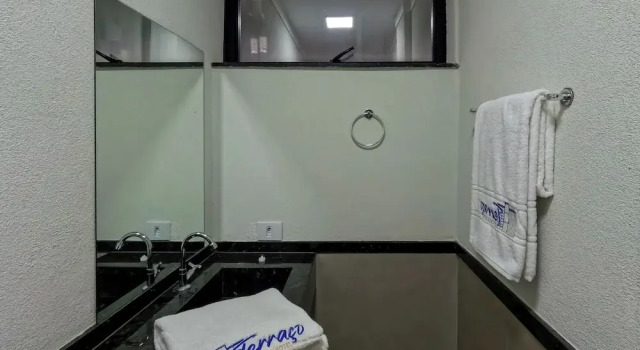 Трёхместный семейный номер Standard Terraço Plaza Hotel